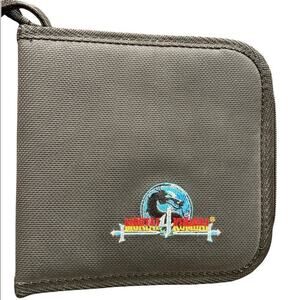 Nintendo DS mortal combat video game gamer travel casein EUC. Empty!